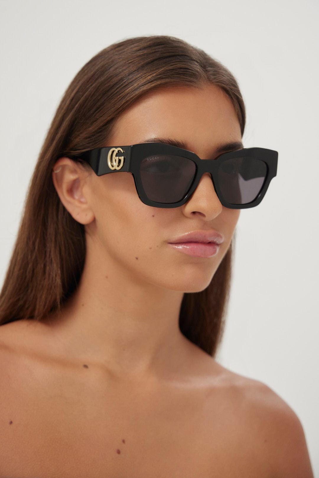 Gucci black chuncky cat eye sunglasses