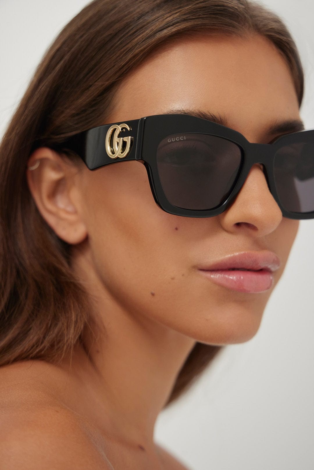 Gucci black chuncky cat eye sunglasses