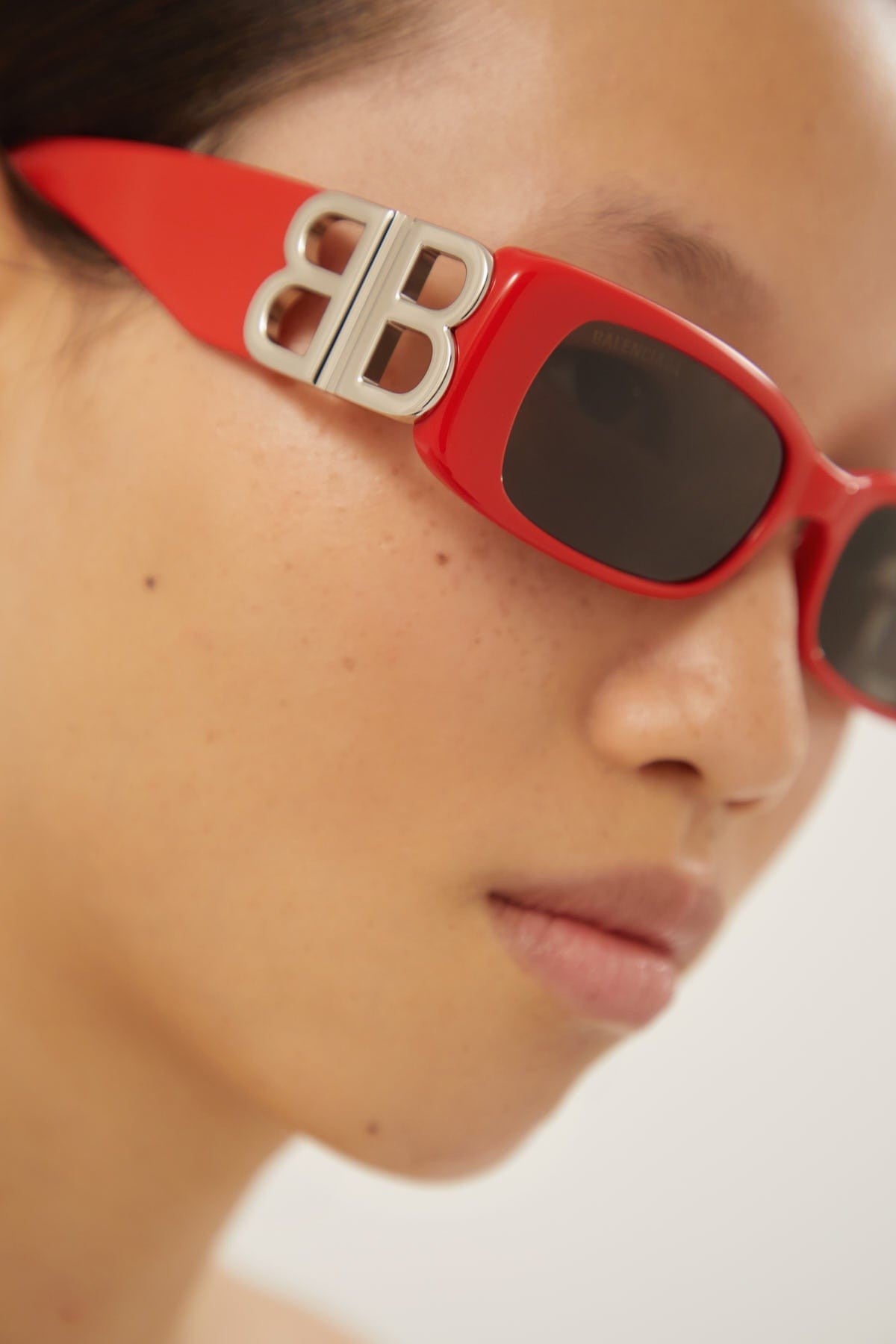 Balenciaga Dynasty red sunglasses featuring BB logo