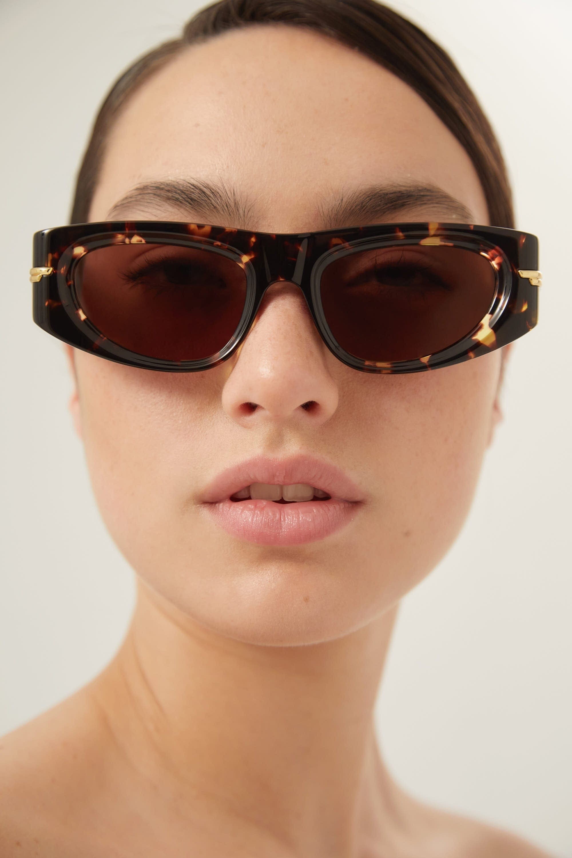 Bottega Veneta havana rectangular sunglasses