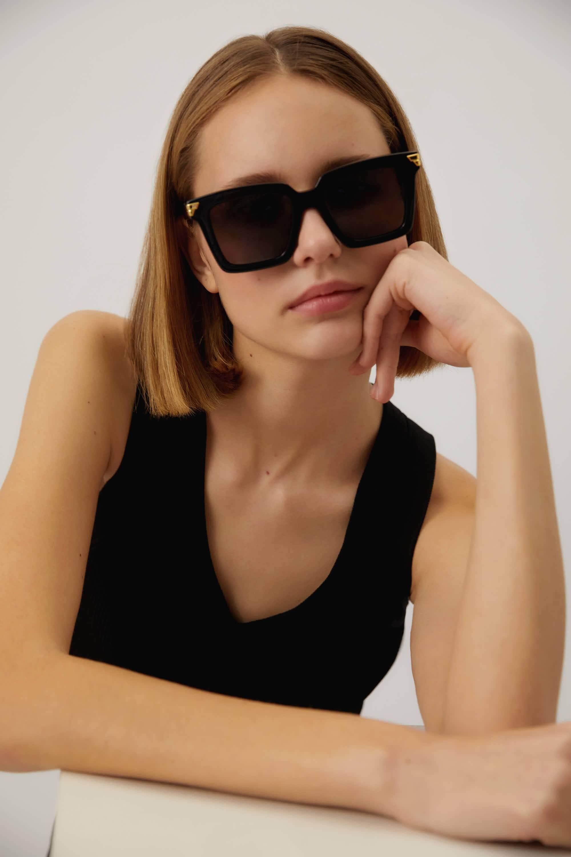 Bottega Veneta iconic squared black acetate sunglasses