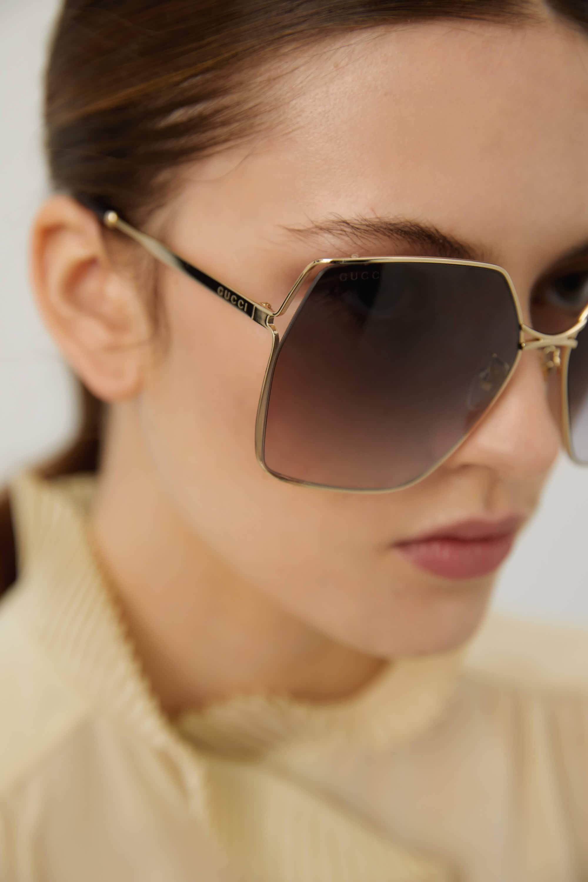 Gucci ultra feminine oversized metal sunglasses